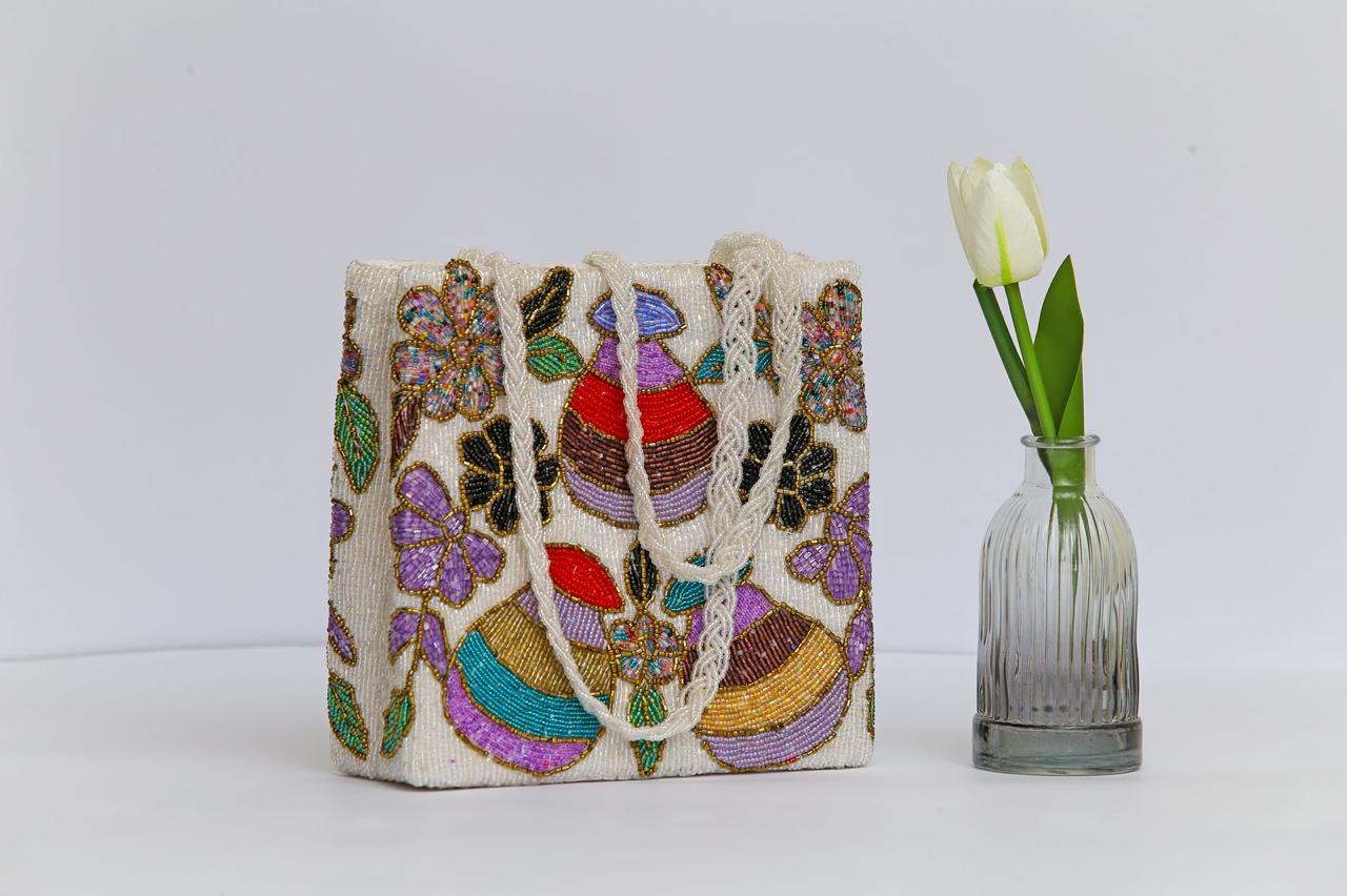 "Garden Glimmer" Handcrafted Beaded Tote